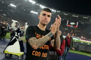 Italian footballer drops dead while taking a shot on goal